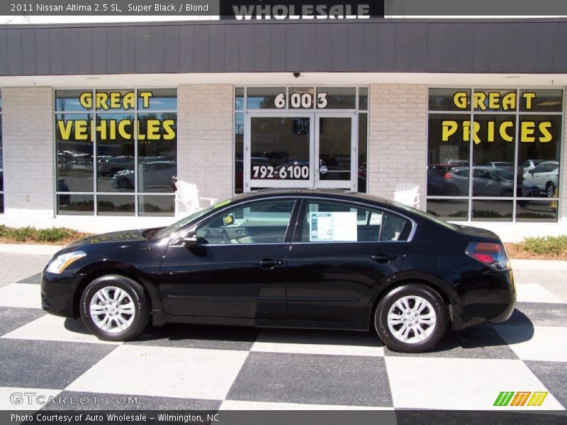 Super Black / Blond 2011 Nissan Altima 2.5 SL