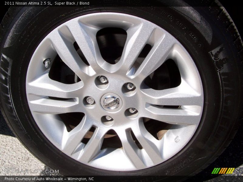 Super Black / Blond 2011 Nissan Altima 2.5 SL