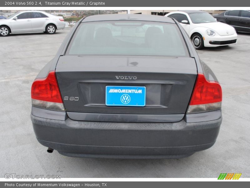 Titanium Gray Metallic / Graphite 2004 Volvo S60 2.4