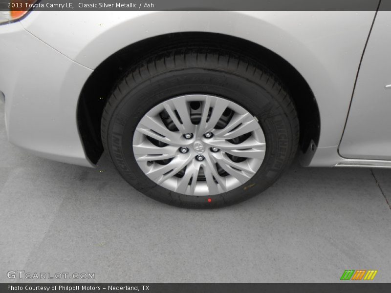 Classic Silver Metallic / Ash 2013 Toyota Camry LE