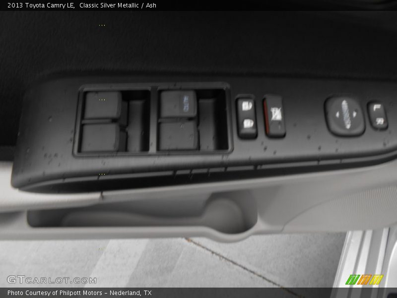 Classic Silver Metallic / Ash 2013 Toyota Camry LE