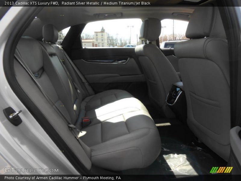 Radiant Silver Metallic / Medium Titanium/Jet Black 2013 Cadillac XTS Luxury FWD