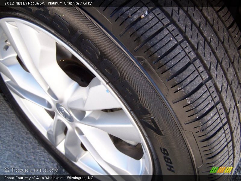 Platinum Graphite / Gray 2012 Nissan Rogue SV