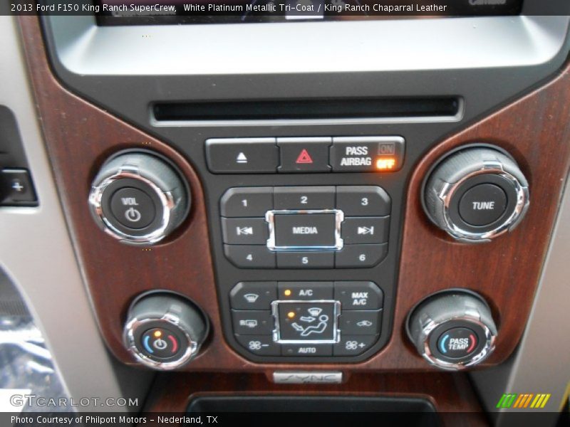 White Platinum Metallic Tri-Coat / King Ranch Chaparral Leather 2013 Ford F150 King Ranch SuperCrew