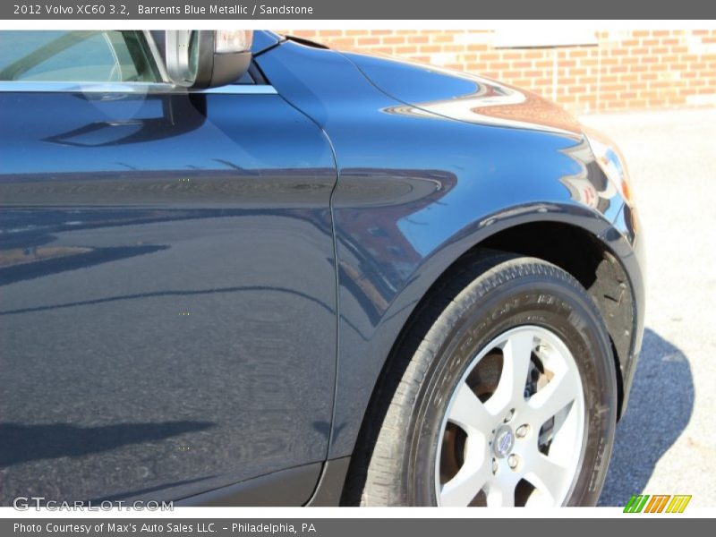 Barrents Blue Metallic / Sandstone 2012 Volvo XC60 3.2
