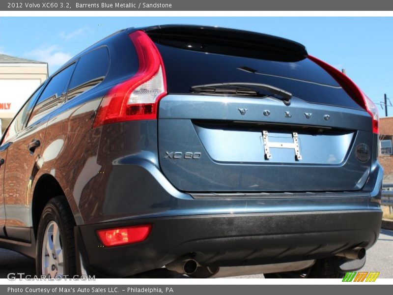 Barrents Blue Metallic / Sandstone 2012 Volvo XC60 3.2