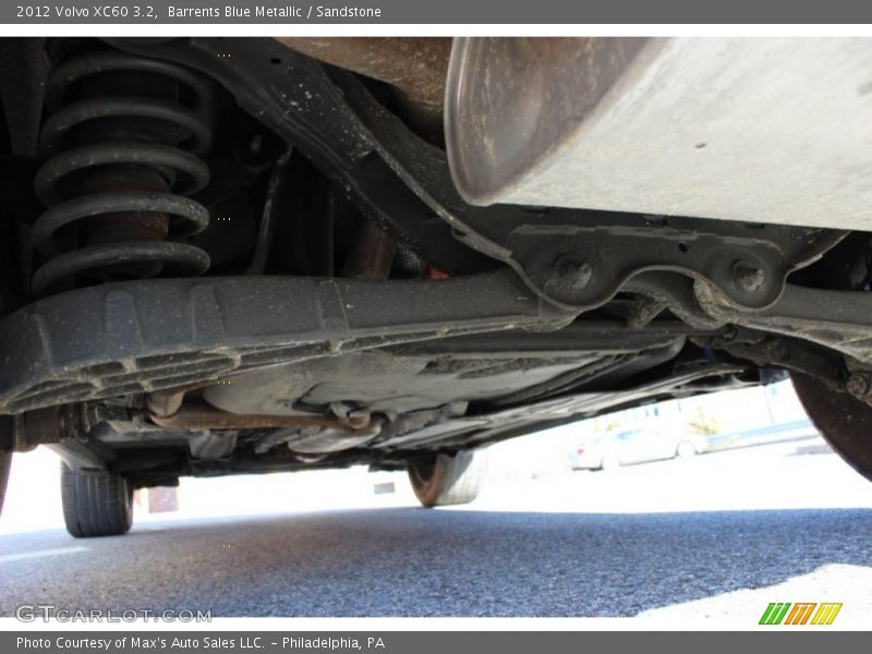 Barrents Blue Metallic / Sandstone 2012 Volvo XC60 3.2