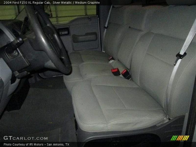Silver Metallic / Medium Graphite 2004 Ford F150 XL Regular Cab