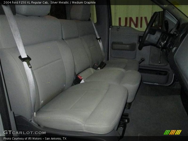 Silver Metallic / Medium Graphite 2004 Ford F150 XL Regular Cab