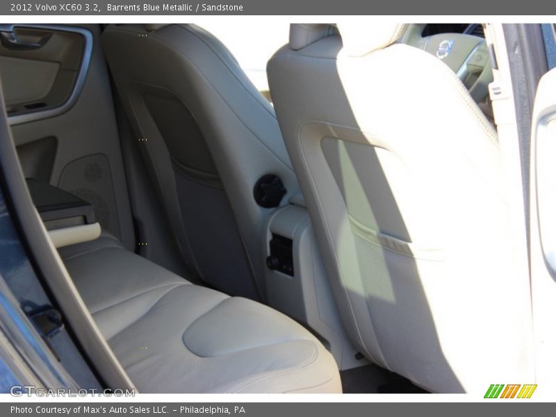 Barrents Blue Metallic / Sandstone 2012 Volvo XC60 3.2