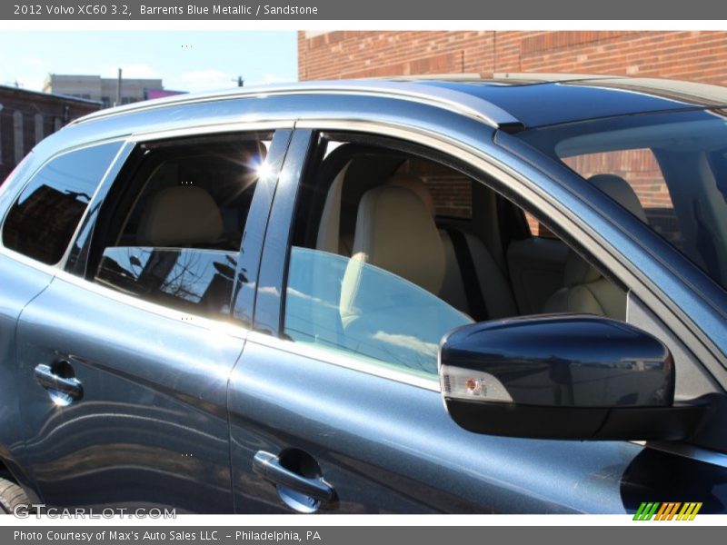 Barrents Blue Metallic / Sandstone 2012 Volvo XC60 3.2