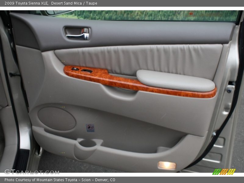 Door Panel of 2009 Sienna XLE