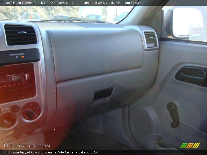 Platinum Silver Metallic / Medium Pewter 2007 Isuzu i-Series Truck i-290 S Extended Cab