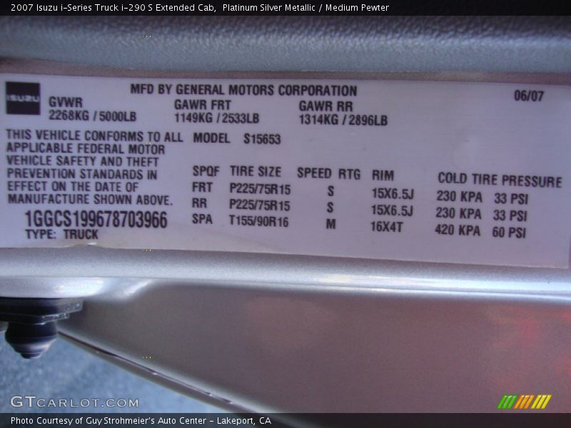 Platinum Silver Metallic / Medium Pewter 2007 Isuzu i-Series Truck i-290 S Extended Cab
