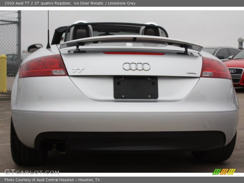  2009 TT 2.0T quattro Roadster Ice Silver Metallic