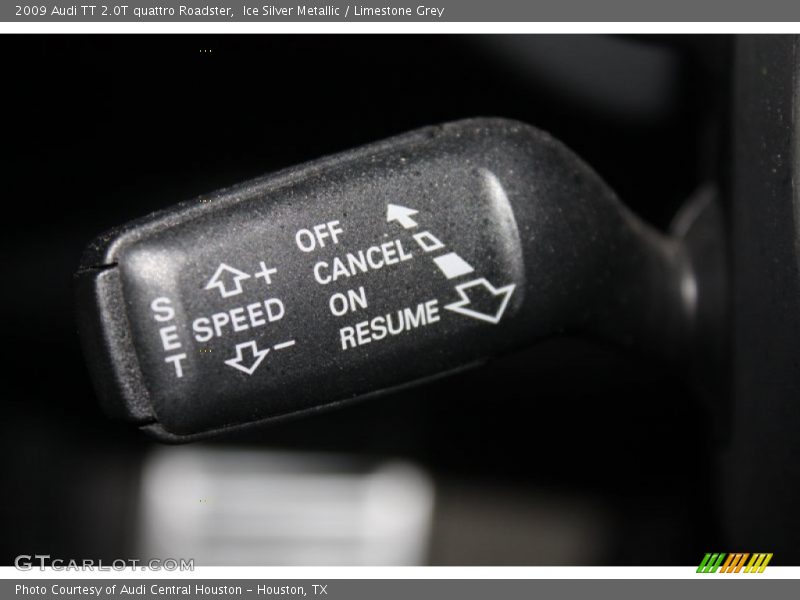 Controls of 2009 TT 2.0T quattro Roadster