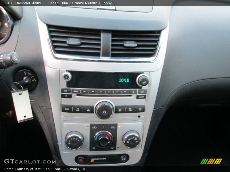 Controls of 2010 Malibu LT Sedan