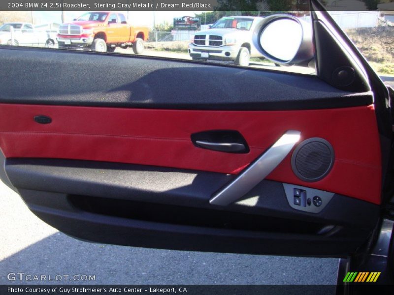 Sterling Gray Metallic / Dream Red/Black 2004 BMW Z4 2.5i Roadster