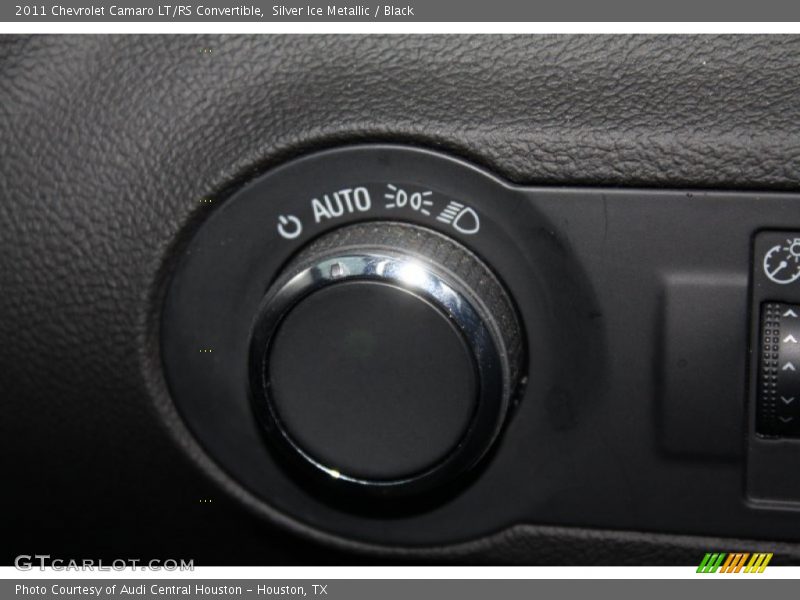 Silver Ice Metallic / Black 2011 Chevrolet Camaro LT/RS Convertible