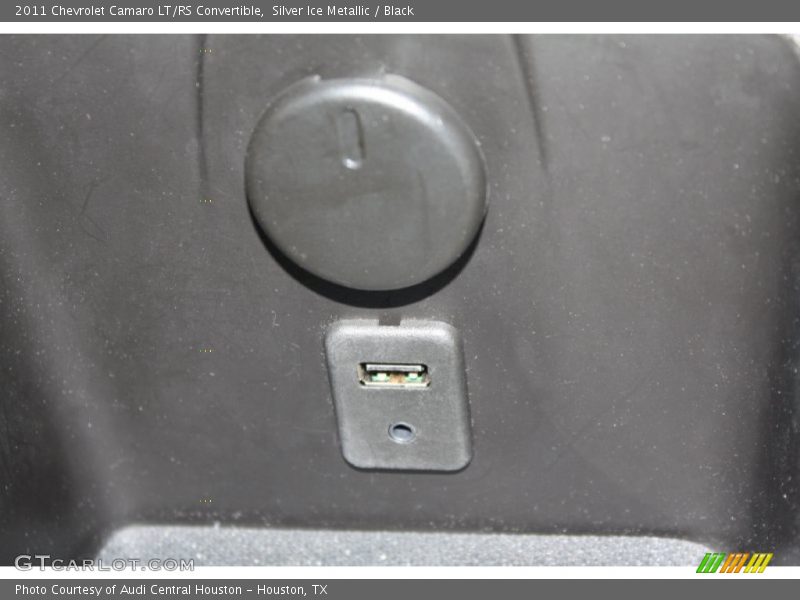 Silver Ice Metallic / Black 2011 Chevrolet Camaro LT/RS Convertible