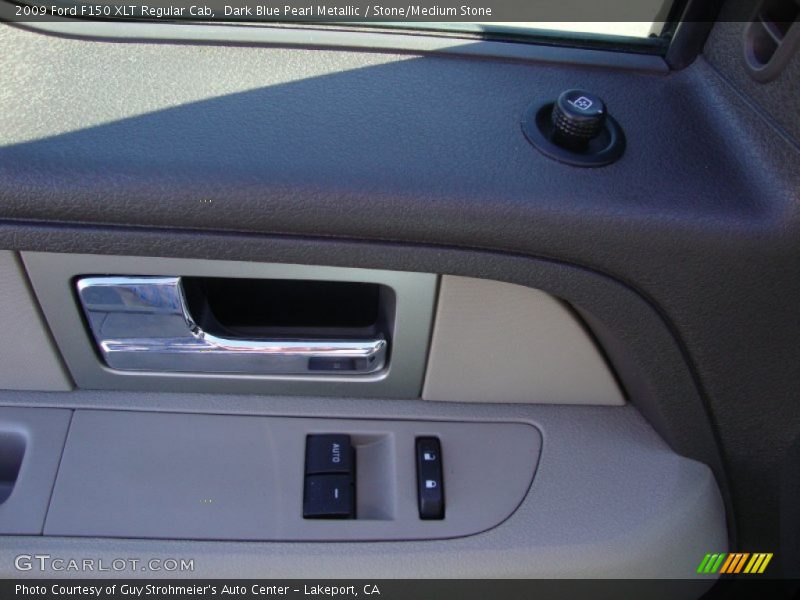 Dark Blue Pearl Metallic / Stone/Medium Stone 2009 Ford F150 XLT Regular Cab