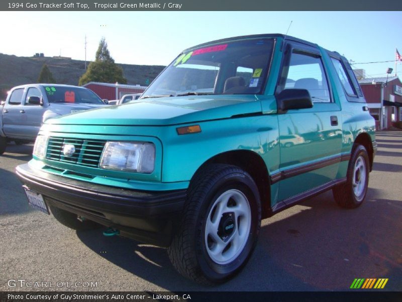 Tropical Green Metallic / Gray 1994 Geo Tracker Soft Top