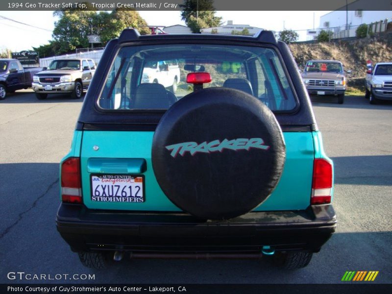 Tropical Green Metallic / Gray 1994 Geo Tracker Soft Top