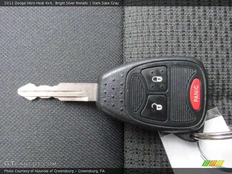 Bright Silver Metallic / Dark Slate Gray 2011 Dodge Nitro Heat 4x4