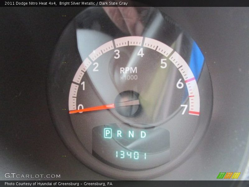 Bright Silver Metallic / Dark Slate Gray 2011 Dodge Nitro Heat 4x4