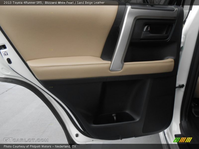 Blizzard White Pearl / Sand Beige Leather 2013 Toyota 4Runner SR5