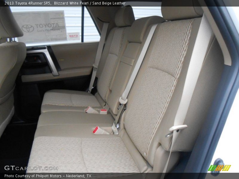 Blizzard White Pearl / Sand Beige Leather 2013 Toyota 4Runner SR5