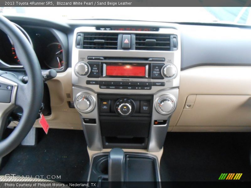Blizzard White Pearl / Sand Beige Leather 2013 Toyota 4Runner SR5