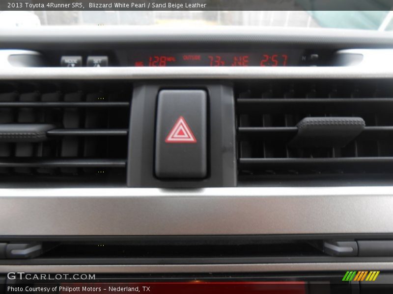 Blizzard White Pearl / Sand Beige Leather 2013 Toyota 4Runner SR5