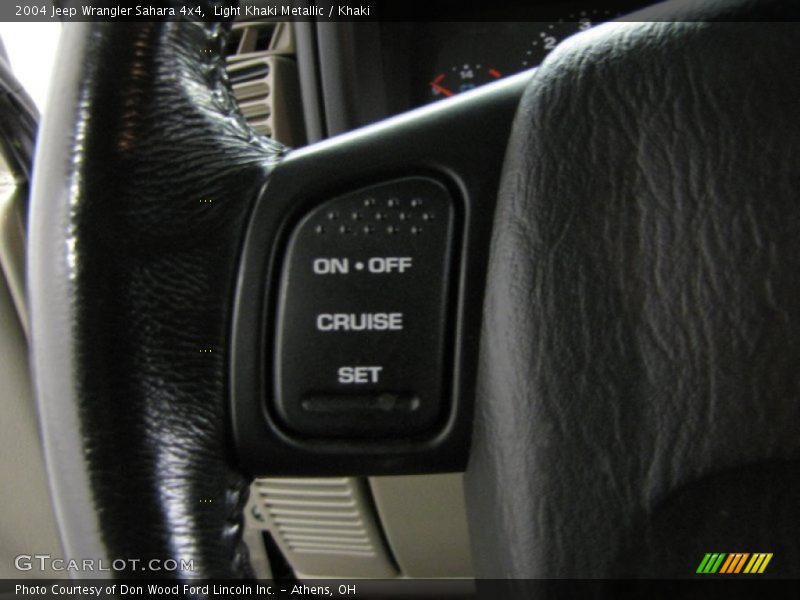 Light Khaki Metallic / Khaki 2004 Jeep Wrangler Sahara 4x4