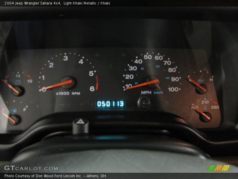 Light Khaki Metallic / Khaki 2004 Jeep Wrangler Sahara 4x4