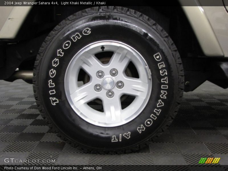 Light Khaki Metallic / Khaki 2004 Jeep Wrangler Sahara 4x4