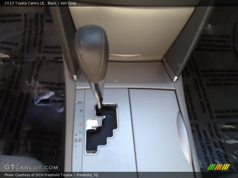 Black / Ash Gray 2010 Toyota Camry LE