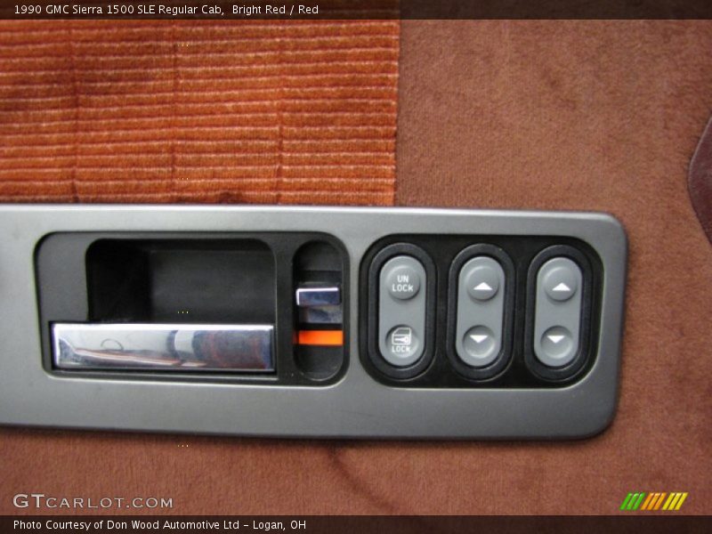 Controls of 1990 Sierra 1500 SLE Regular Cab