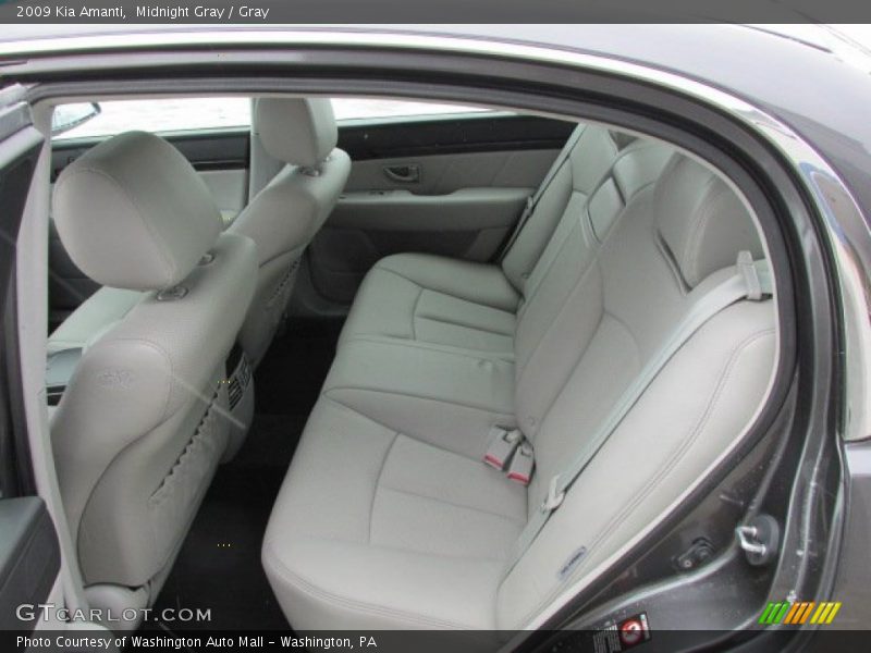 Rear Seat of 2009 Amanti 