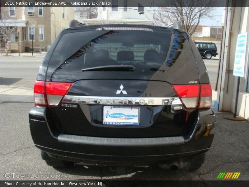 Kalapana Black / Black 2010 Mitsubishi Endeavor SE AWD