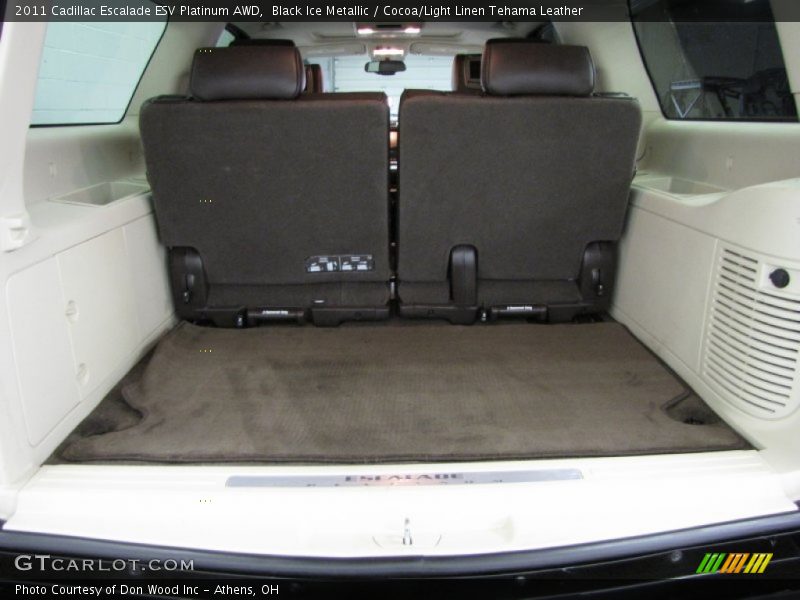  2011 Escalade ESV Platinum AWD Trunk