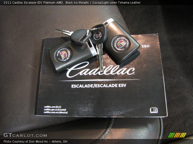Keys of 2011 Escalade ESV Platinum AWD