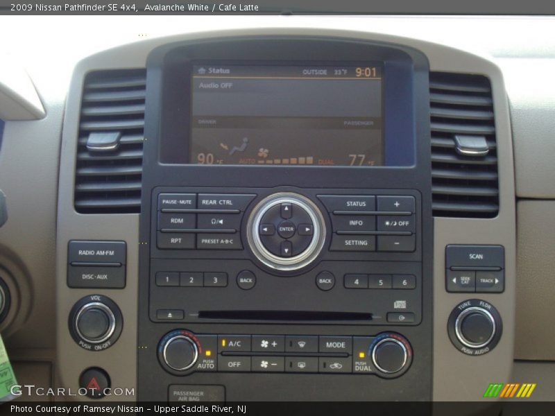 Avalanche White / Cafe Latte 2009 Nissan Pathfinder SE 4x4