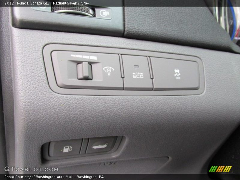 Radiant Silver / Gray 2012 Hyundai Sonata GLS