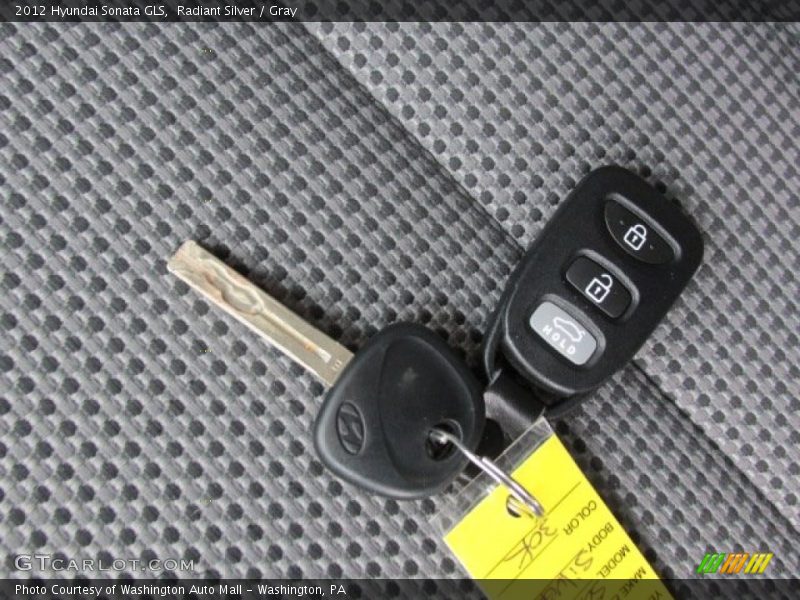 Radiant Silver / Gray 2012 Hyundai Sonata GLS
