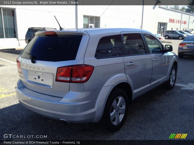 Bright Silver Metallic / Black 2012 Dodge Journey SE