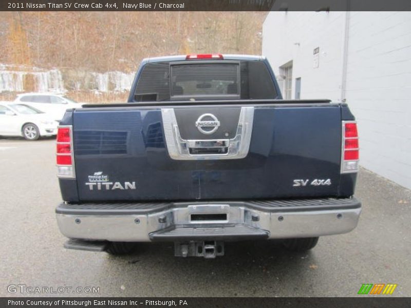 Navy Blue / Charcoal 2011 Nissan Titan SV Crew Cab 4x4