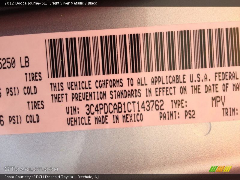 Bright Silver Metallic / Black 2012 Dodge Journey SE