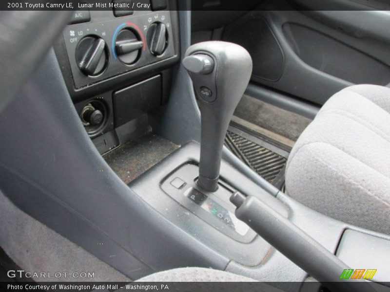 Lunar Mist Metallic / Gray 2001 Toyota Camry LE