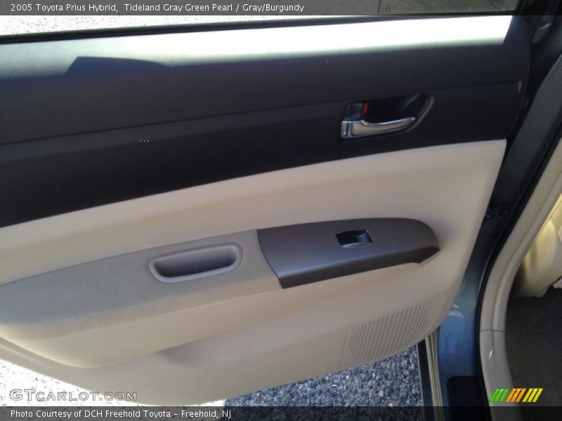 Tideland Gray Green Pearl / Gray/Burgundy 2005 Toyota Prius Hybrid